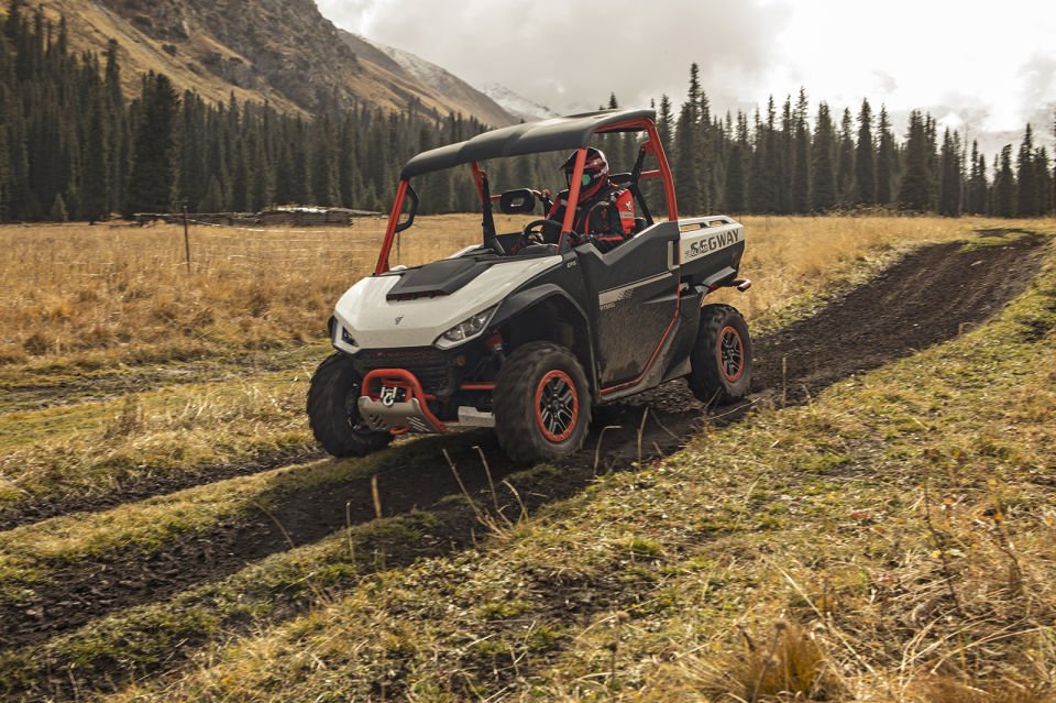 SEGWAY - FUGLEMAN UT10 - 1000 UTV